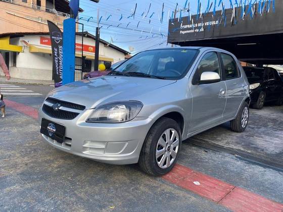 CHEVROLET CELTA 1.0 MPFI LT 8V FLEX 4P MANUAL CHEVROLET CELTA 1.0 MPFI LT 8V FLEX 4P MANUAL